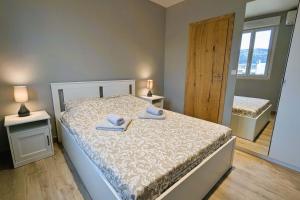 Penthouse with large terrace near beaches