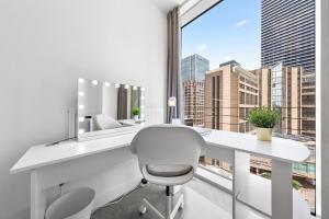 Modern Canary Wharf Apt - Cozy Super King Bed