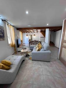 Maisons de vacances House Patio Air Conditioning Elegant Decoration : photos des chambres