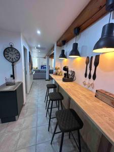 Maisons de vacances House Patio Air Conditioning Elegant Decoration : photos des chambres