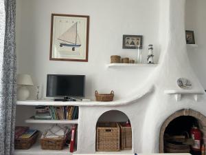 BERGANTIN 109 by SOM Menorca