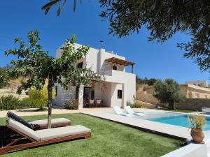 Villa Neroli Pool & Mountain Views in Pitsidia