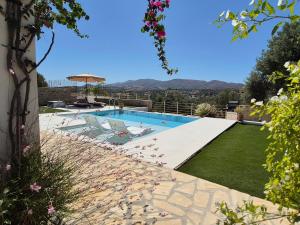 Villa Neroli Pool & Mountain Views in Pitsidia
