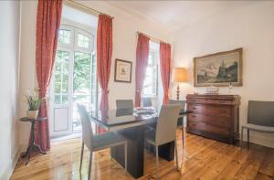 3 Bedroom Apartment in Sacadura Cabral