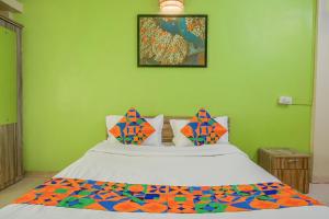 FabHotel Saraswati Niwas - Nr Sinhagad College