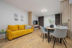 Komfortowe Rodzinne Studio Okrzei Warszawa by Noclegi Renters