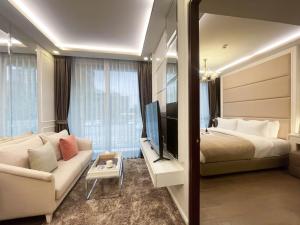 Comfortable Stay 1BR - Ultra Fast Wifi - Huai Khwang