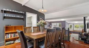 Kedumba Cottage: Gorgeous Home 2 Min Walk to Town