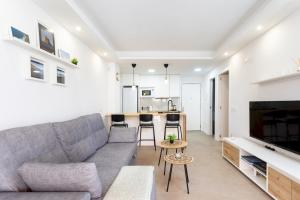 Home2Book Sea View Apartment with Terrace & Pool