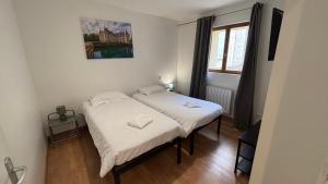 Appartements Duplex de 6 personnes centre d-Azay Le Rideau : photos des chambres
