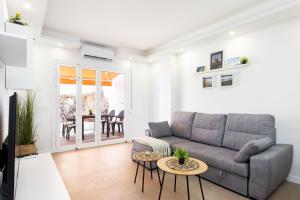 Home2Book Sea View Apartment with Terrace & Pool