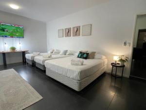 Private unit in Whitehaven Crescent