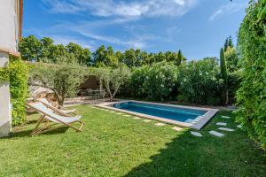 Maisons de vacances Gorgeous village home with heated pool, ideally located : photos des chambres