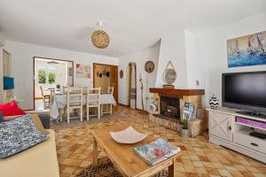 Maisons de vacances Le Mas de Sauvian - Piscine Privee : photos des chambres