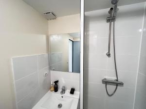 Appartements Duruy 4 studio cosy rdc fdc proche centre-ville : photos des chambres