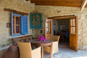 One-Bedroom Apartment room in Melissi House
