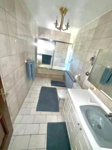 One bedroom apartment with two terraces in an orchard