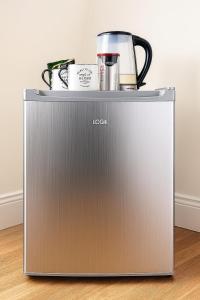 Spacious Guest Studio - En-Suite - Central - Calm View