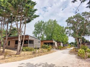 Maisons de vacances Holiday Home Chalet moderne La Baule-Guerande by Interhome : photos des chambres