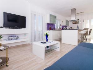 Apartment Ana by Interhome