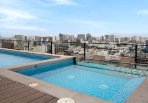 New 1st Fl Executive Patio Pad