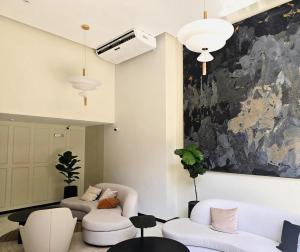 New 1st Fl Executive Patio Pad