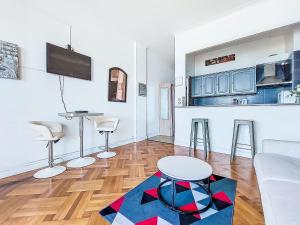 Studio Le Savoy Promenade des Anglais-5 by Interhome