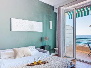 Studio Le Savoy Promenade des Anglais-5 by Interhome