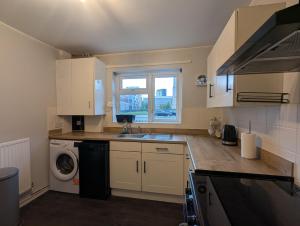 3-Bed Home with Patio Near Deansgate & City Centre