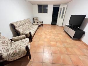 Ground Level Apartment with Pool