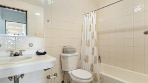 Claje Sunset! Beachfront condo at Victoria del Mar 1E