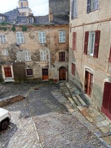 Appartements Typical Corsican apartment : photos des chambres