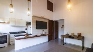 Apto completo c Varanda, Churrasqueira e Quadras