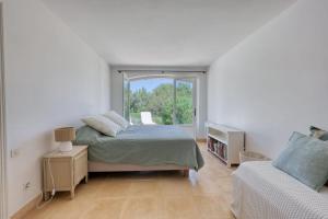 Maisons de vacances Charming Provencal house with swimming pool : photos des chambres