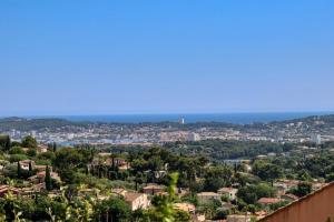 Maisons de vacances Charming Provencal house with swimming pool : photos des chambres