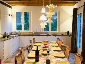 Villas Maison de famille chaleureuse et elegante : photos des chambres