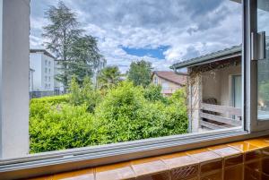 Alta House - Central Ferney and Family-Friendly