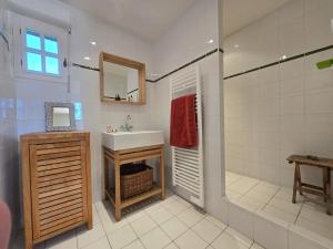 Villas Propriete avec piscine et parc : photos des chambres