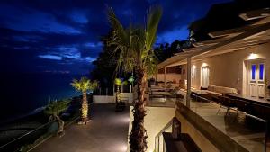 Infinity Beach House by KLV - 4hvězdičkové hotely ve městě Argostoli