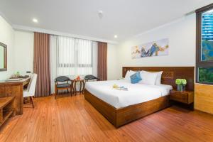 Grand Luxury Seaview Hotel & Spa by HOS