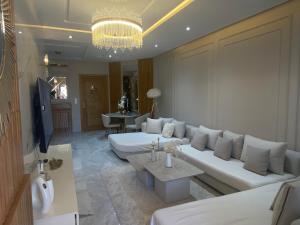 Luxury Apartment two bedroom - sea view - best spot in sousse