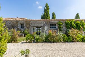 Appartements Chateau du XVIIe siecle - Piscine Petanque & Barbecue : photos des chambres