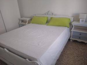 Appartamento Torre Santa Sabina vista mare