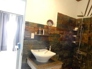 Oslob Seafari Resort