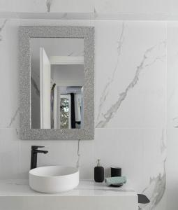 Athenian Postmodern Gem