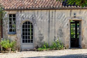 Appartements Chateau du XVIIe siecle - Piscine Petanque & Barbecue : photos des chambres