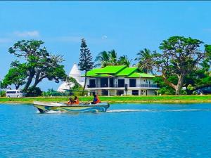 Tissa Yala Lake View Hotel