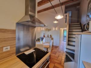 Villages vacances Les Garrigues de la Vallee des Baux : photos des chambres