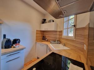 Villages vacances Les Garrigues de la Vallee des Baux : photos des chambres