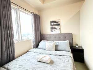 Skyline Stay - City View - Pool and Gym